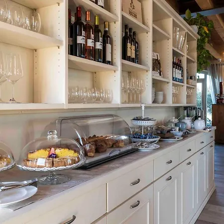 Relais La Casina مزرعة للإقامة *
